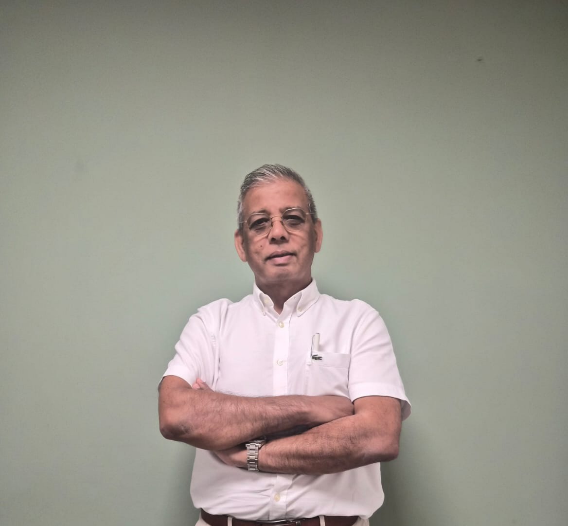 Dr. LUCHMUN Dharamraj